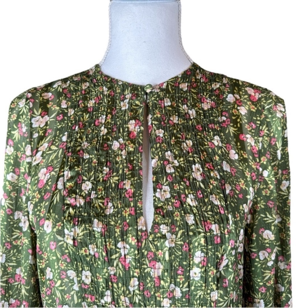 ZARA Green Floral Mini Dress w/Keyhole
Neckline and Smocked Top, Size M. - Picture 8 of 12